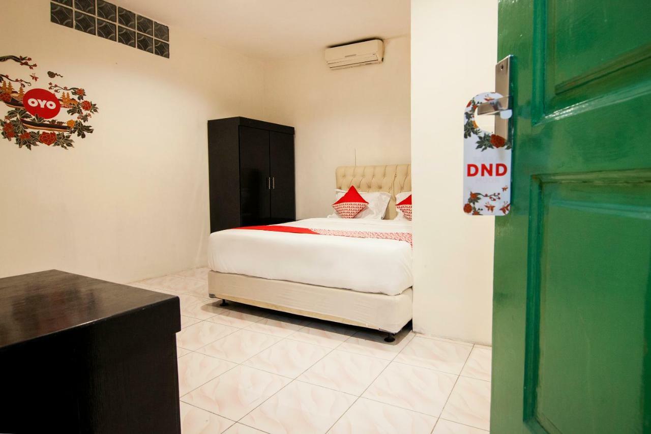 Oyo 529 Hotel Paninda Medan Luaran gambar