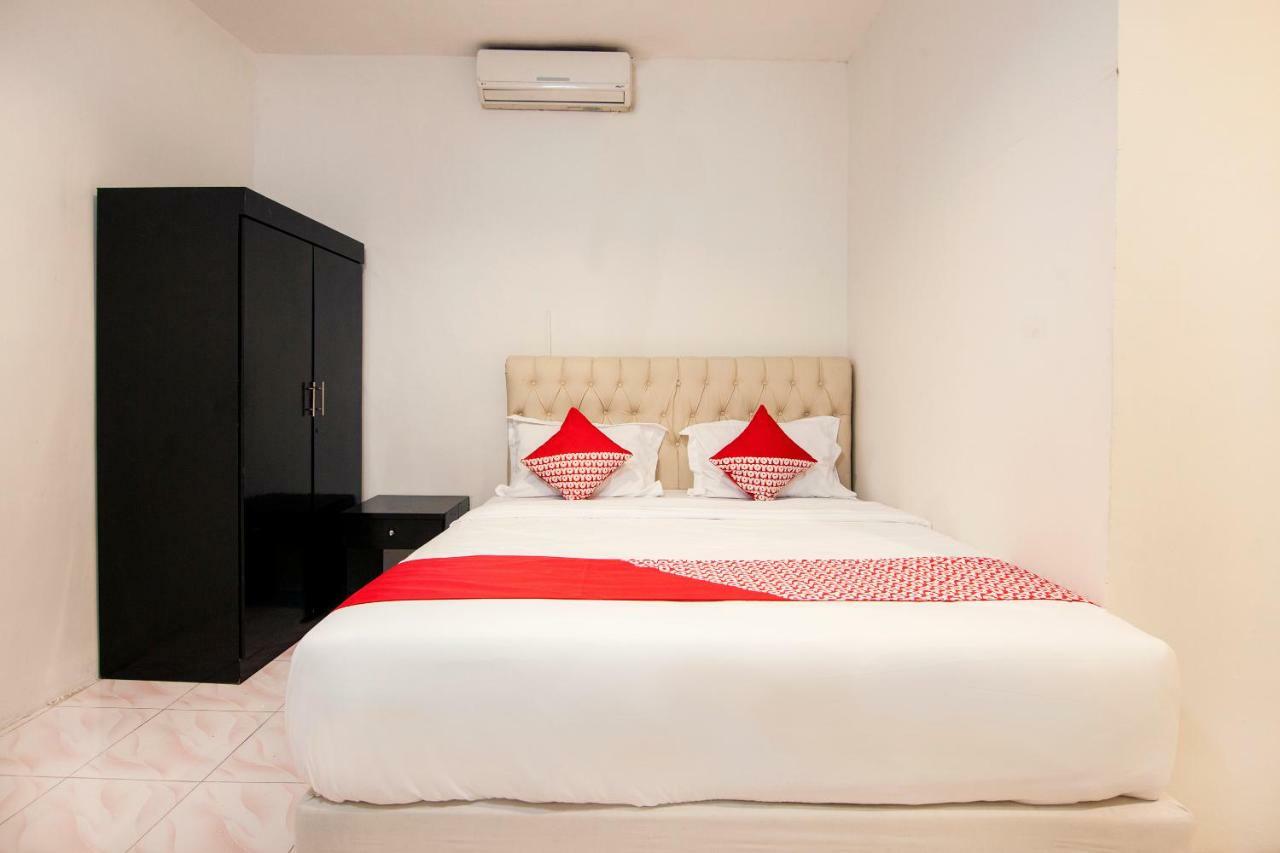 Oyo 529 Hotel Paninda Medan Luaran gambar
